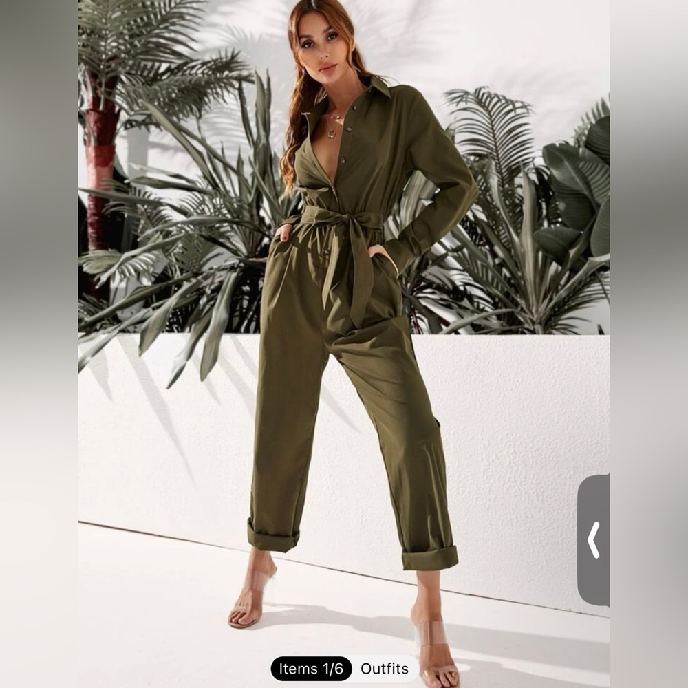 Small jumpsuit. NEW.